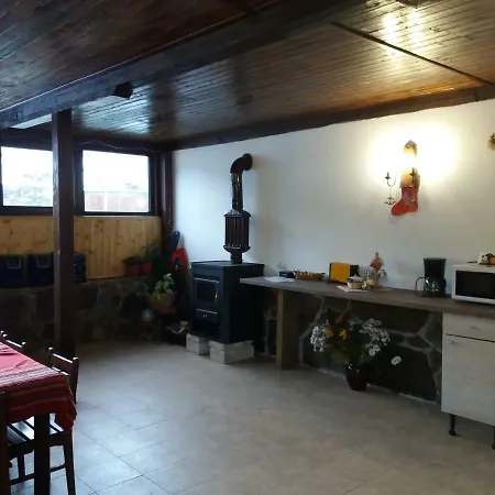 招待所 Balkandzhiyska House *